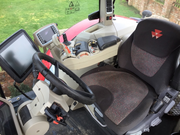 Massey Ferguson 8732 Exclusive