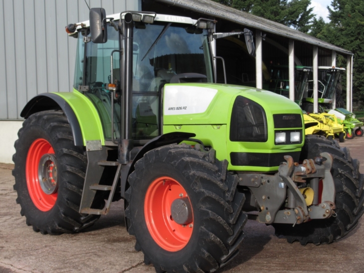 Claas Aries 826 RZ
