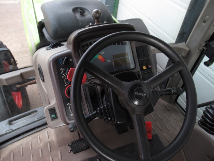 Claas Aries 826 RZ