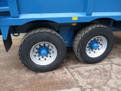 NC 13 Ton grain trailer