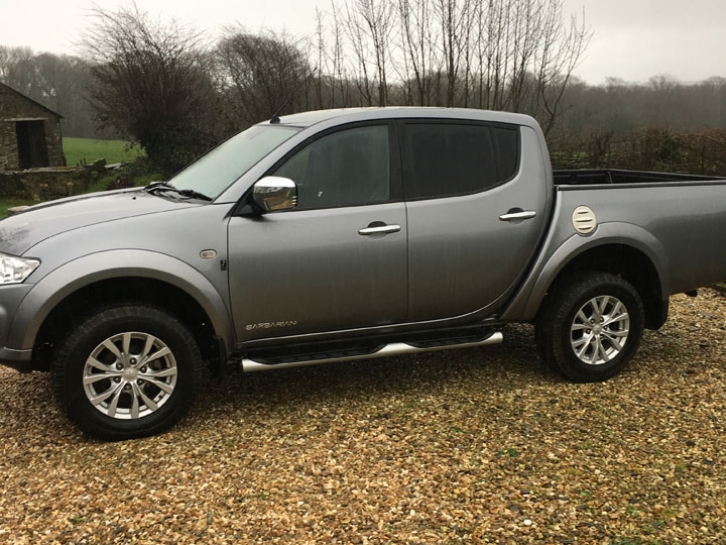 Mitsubishi L200 Barbarian 2.5L diesel