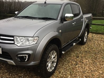 Mitsubishi L200 Barbarian 2.5L diesel