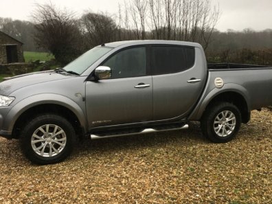 Mitsubishi L200 Barbarian 2.5L diesel
