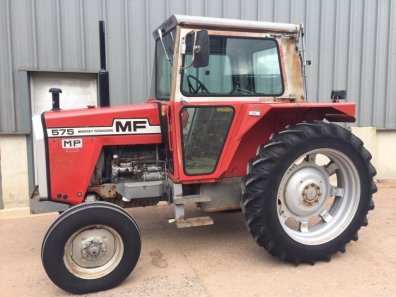 Massey Ferguson 575