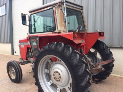 Massey Ferguson 575