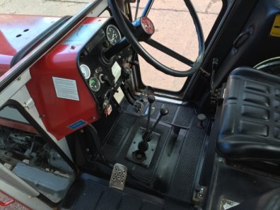 Massey Ferguson 575