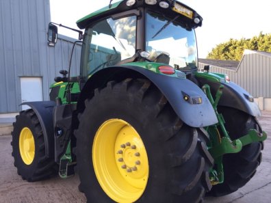 John Deere 6175R