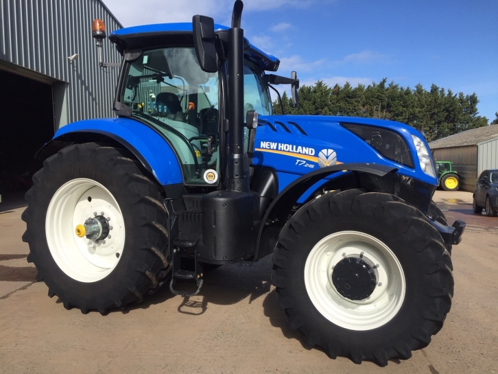 New Holland T7.245