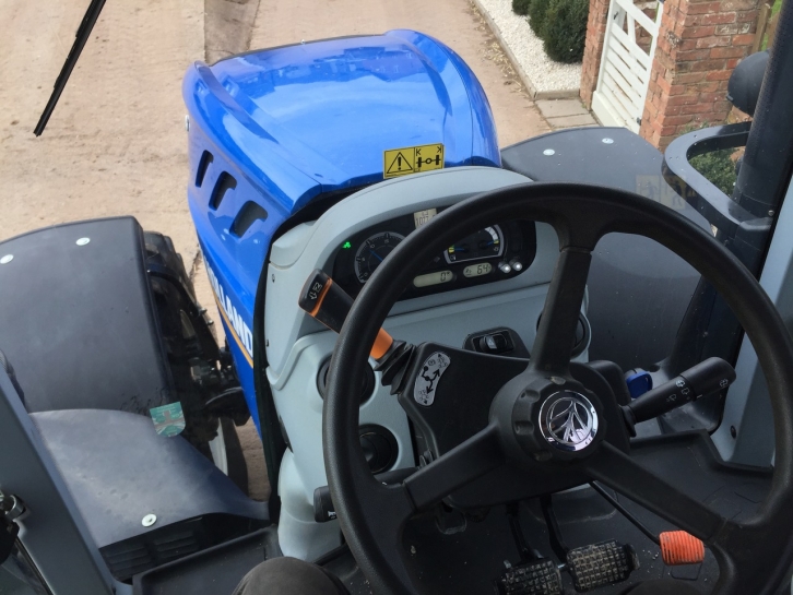 New Holland T7.315