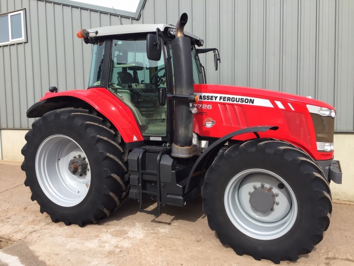 Massey Ferguson 7726