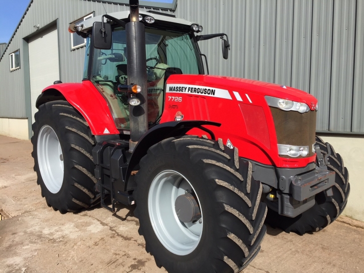 Massey Ferguson 7726