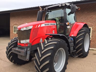 Massey Ferguson 7726