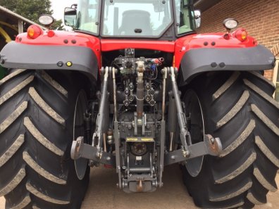 Massey Ferguson 7726