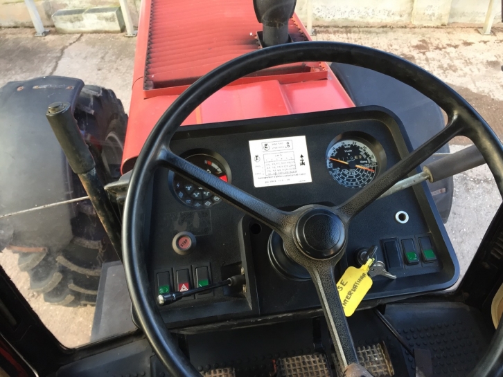 Case International 1255XL