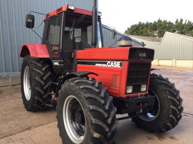 Case International 1255XL