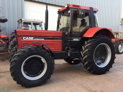 Case International 1255XL