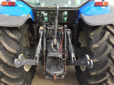 New Holland TM 165