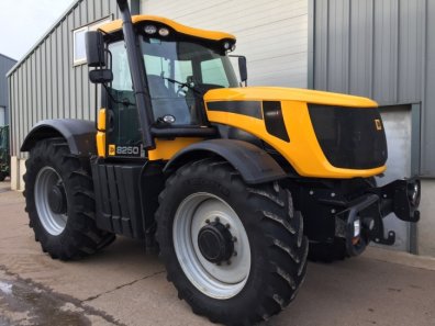 JCB 8250 Fastrac