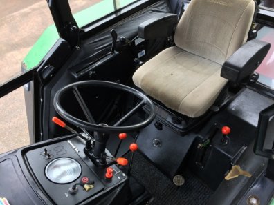 John Deere 3040