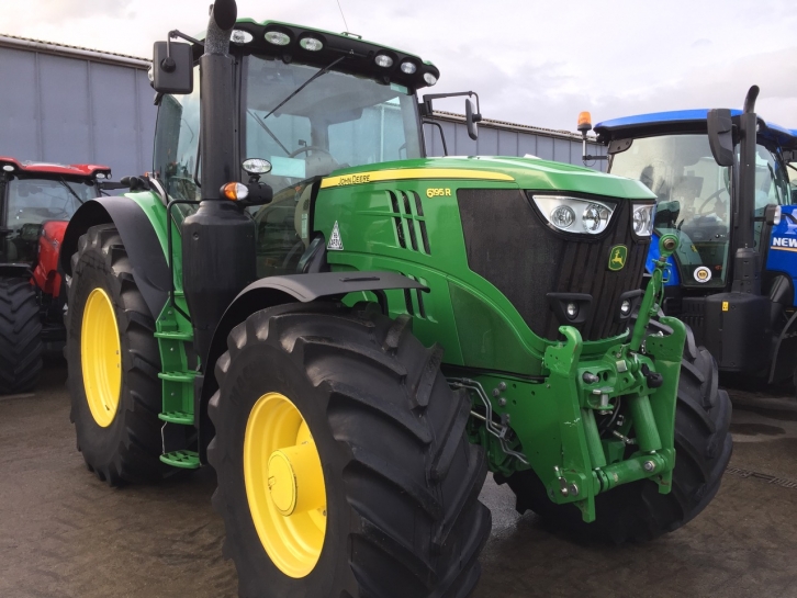John Deere 6195R