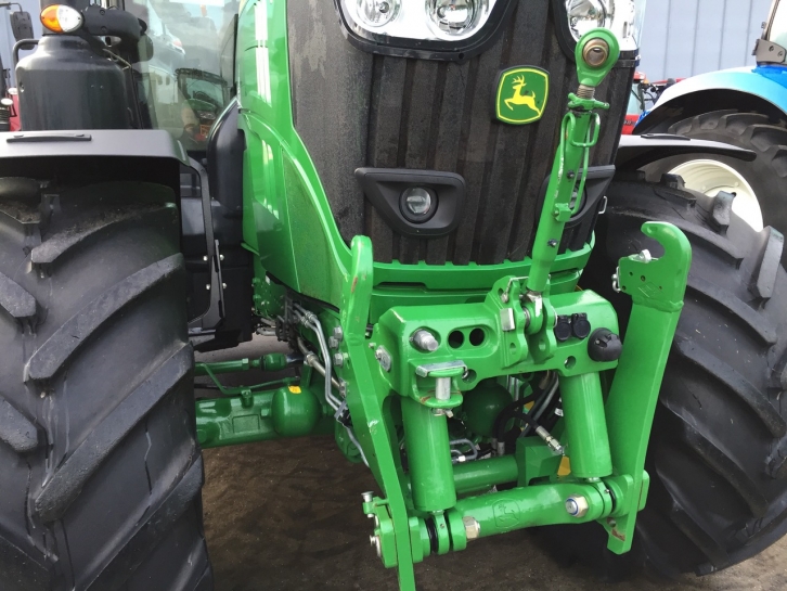 John Deere 6195R