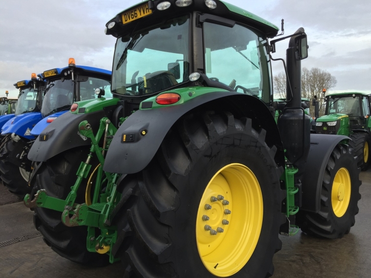 John Deere 6195R