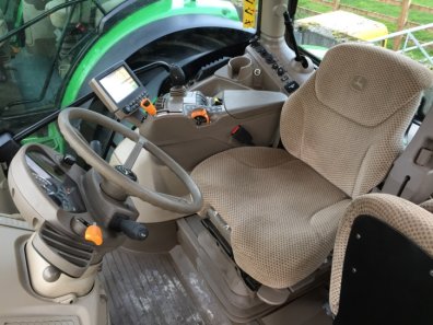 John Deere 6195R