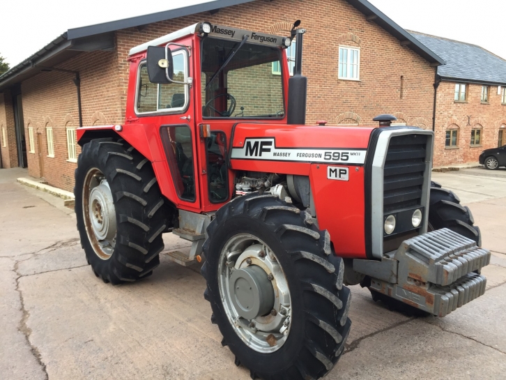 Massey Ferguson 595