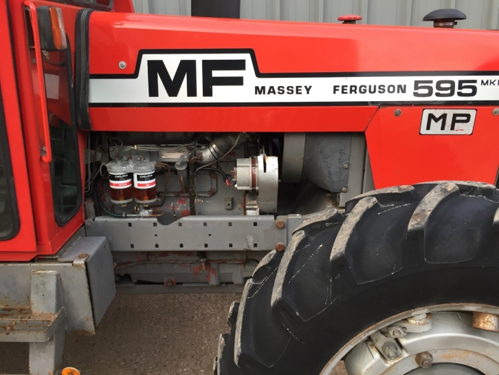Massey Ferguson 595