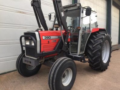 Massey Ferguson 390