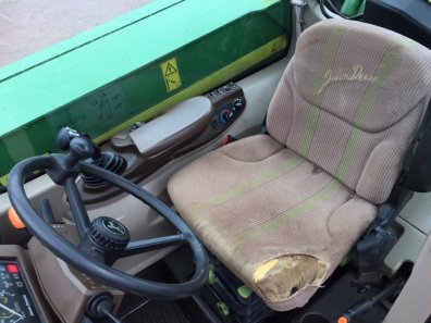 John Deere 3200