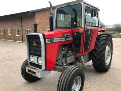 Massey Ferguson 590