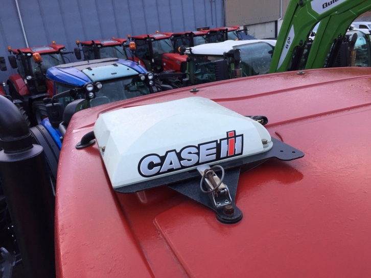 Case Magnum 335