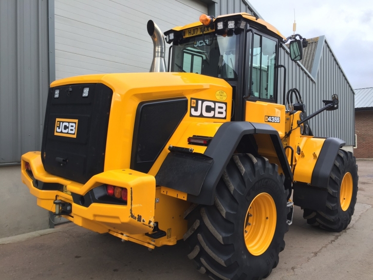 JCB 435S