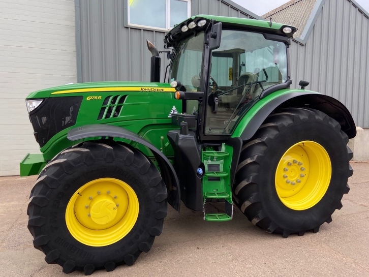 John Deere 6175R