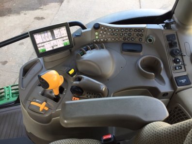 John Deere 6175R