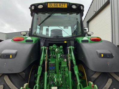 John Deere 6175R