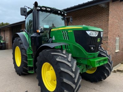 John Deere 6175R