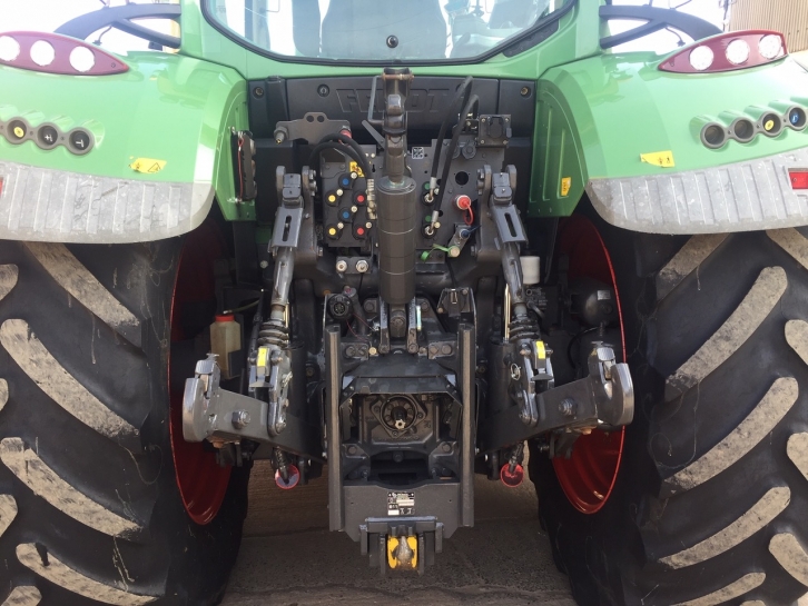 Fendt 724 Profi-Plus