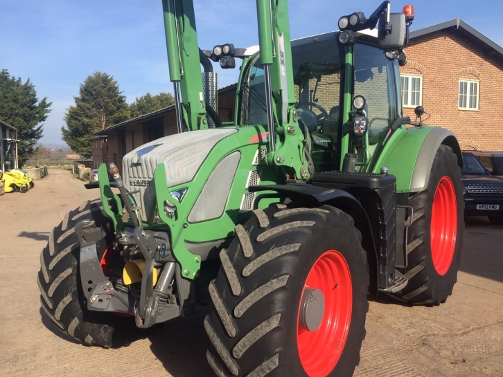Fendt 724 Profi-Plus