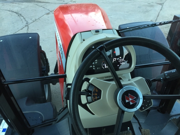 Massey Ferguson 7718S