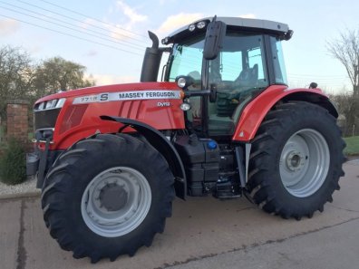 Massey Ferguson 7718S