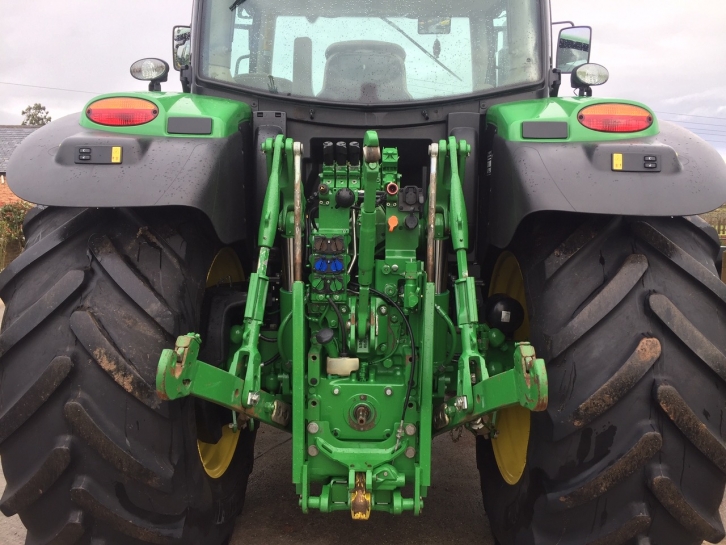 John Deere 6155R