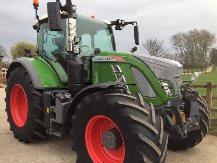 Fendt 724 Profi-Plus