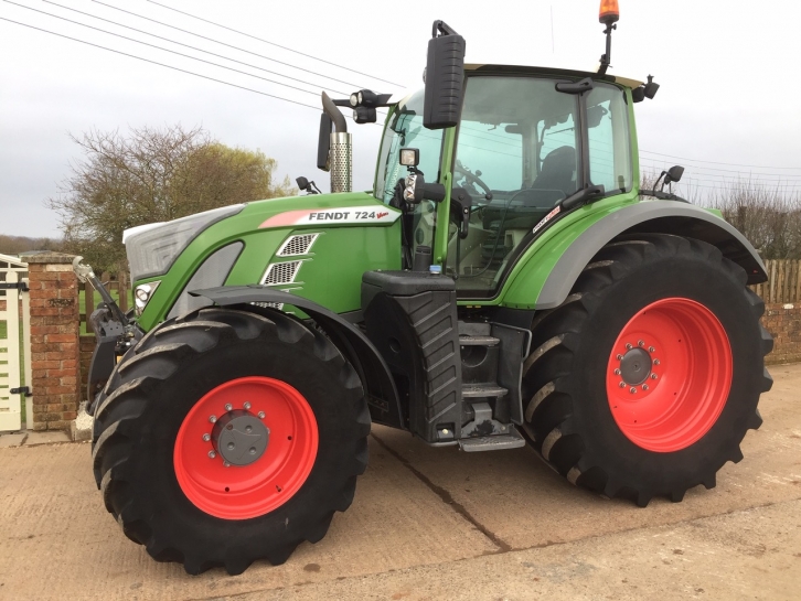 Fendt 724 Profi-Plus