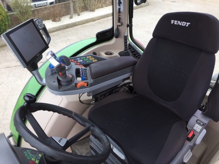 Fendt 724 Profi-Plus