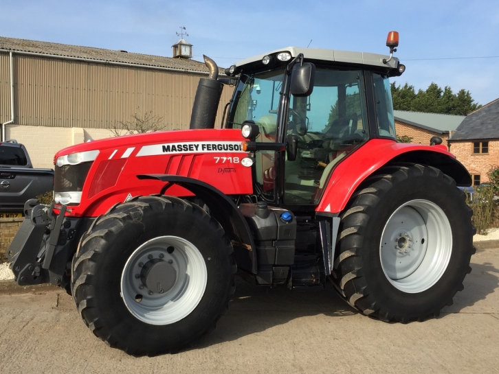 Massey Ferguson 7718 Efficient