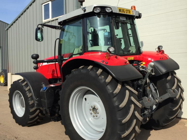 Massey Ferguson 7718 Efficient