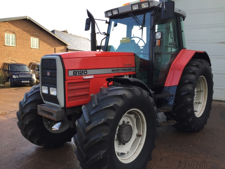 Massey Ferguson 8120