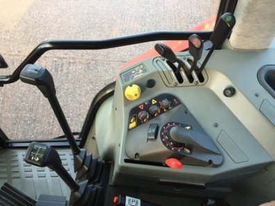 Massey Ferguson 8120